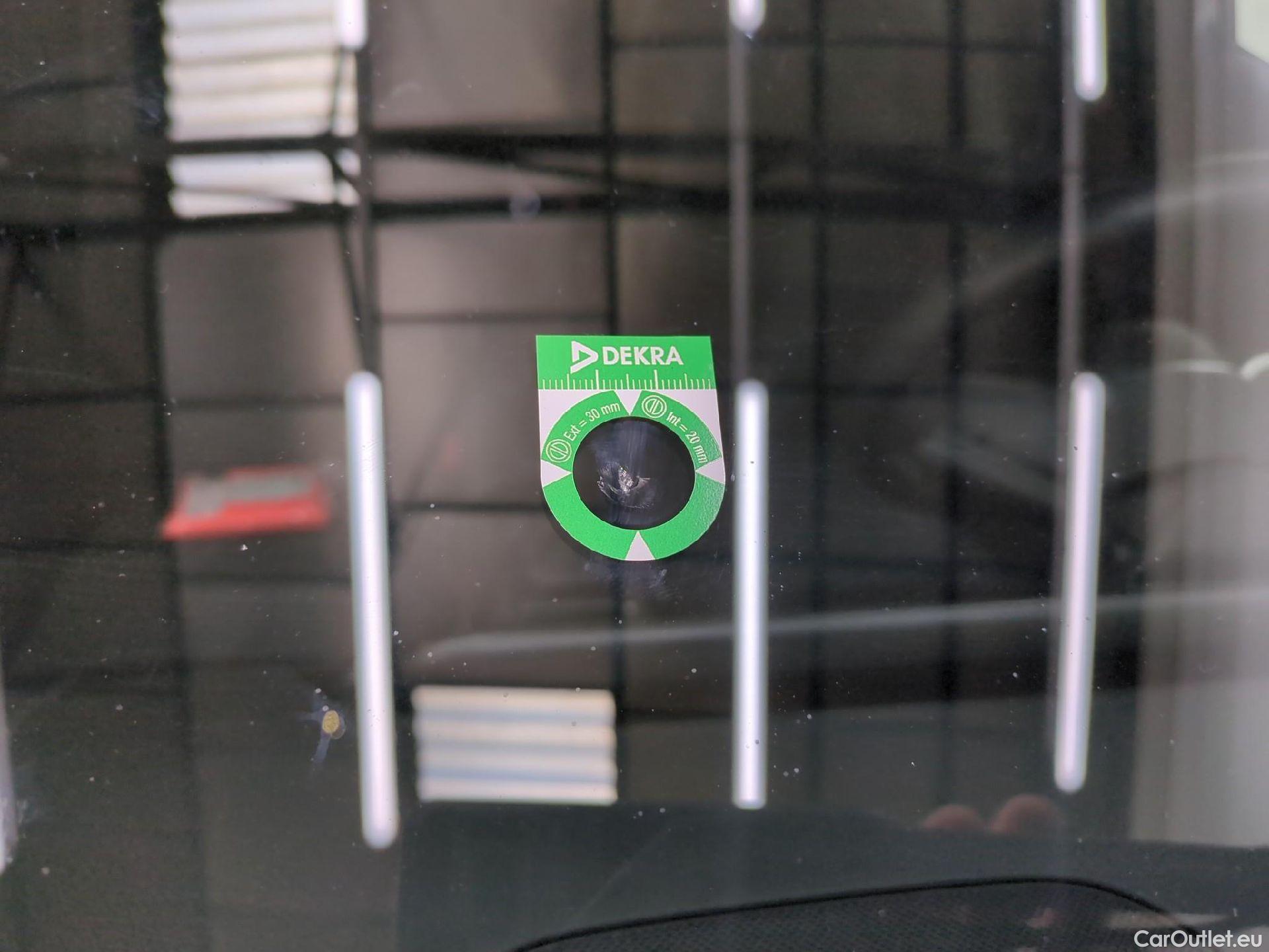  Mercedes  A-Klasse MERCEDES-BENZ Classe A Compact / 2018 / 5P / Berline A 180 Business Line 7G-DCT #28