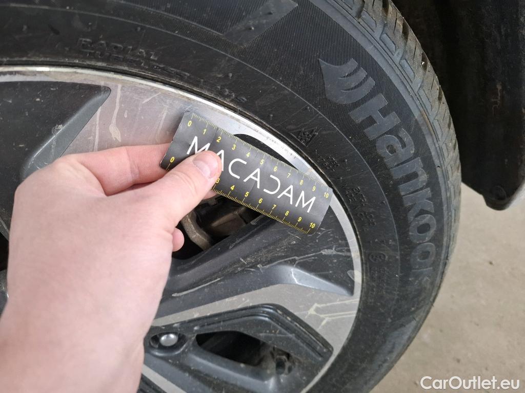  Hyundai  Konna Kona Business Hybrid 2WD 1.6 GDI 140CV BVA6 E6d #16