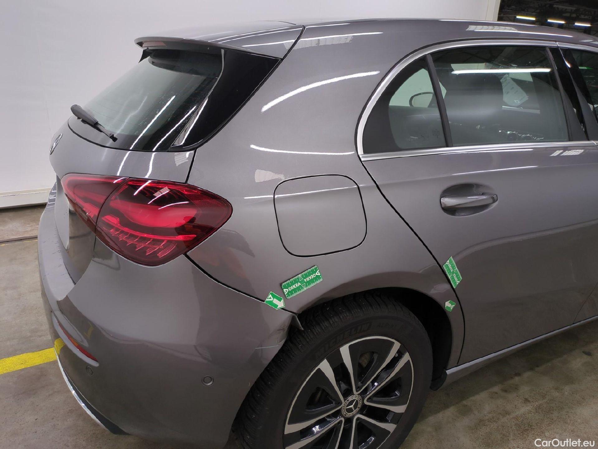  Mercedes  A-Klasse MERCEDES-BENZ Classe A Compact / 2022 / 5P / Berline A 250 e Business Line 8G-DCT #29