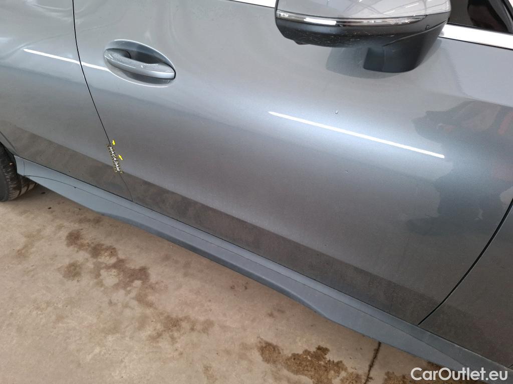  Mercedes  GLC MERCEDES-BENZ  / 2022 / 5P / SUV  300 e AMG Line 4MATIC #41