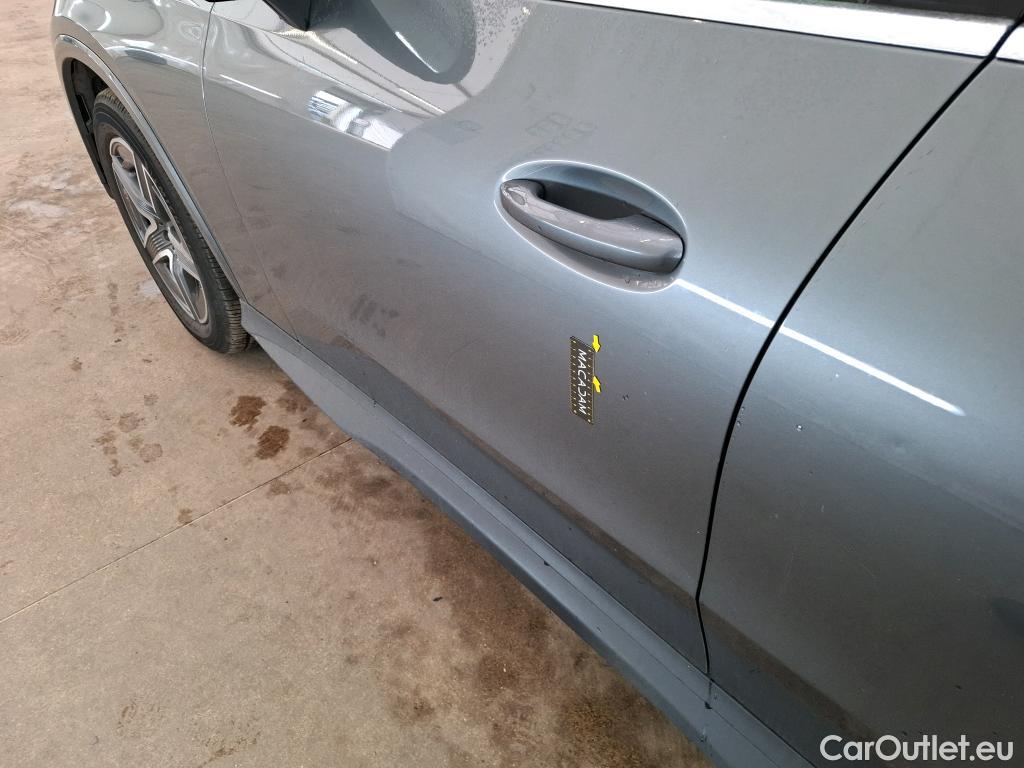  Mercedes  GLC MERCEDES-BENZ  / 2022 / 5P / SUV  300 e AMG Line 4MATIC #32