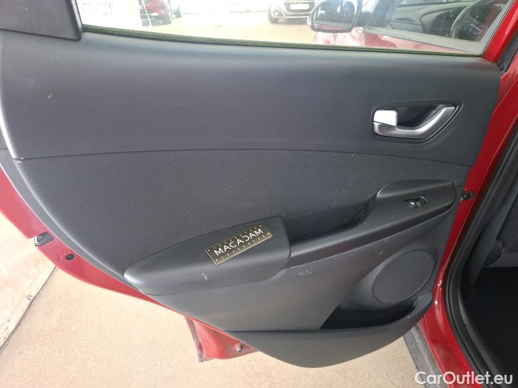  Hyundai  Konna Kona Business Hybrid 2WD 1.6 GDI 140CV BVA6 E6d #1