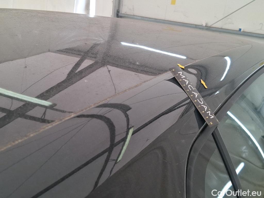  Volkswagen  Golf  VOLKSWAGEN / 2020 / 5P / Berline 1.5 eTSI OPF 150 DSG7 Life 1st #86