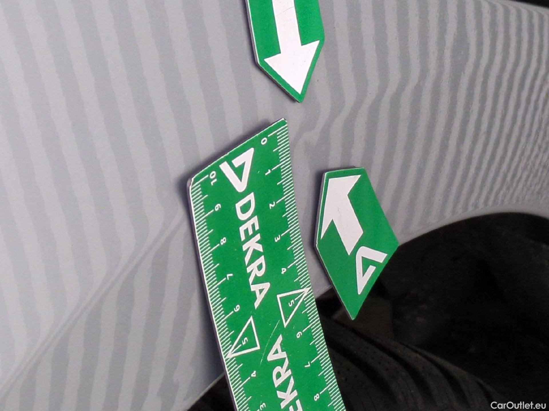  Renault  Megane  IV Berline 5 ptes. Techno 1.5 dCi 115CV BVA7 E6d #12