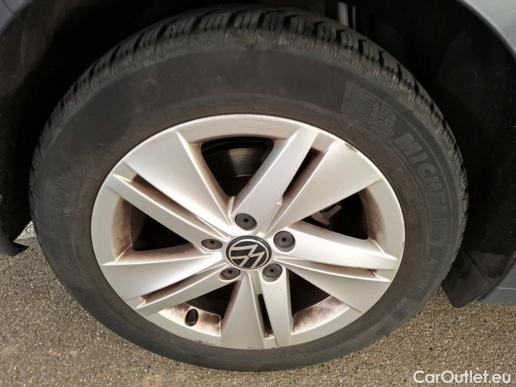  Volkswagen  Golf  VOLKSWAGEN / 2020 / 5P / Berline 2.0 TDI SCR 115 DSG7 Life Busi #56