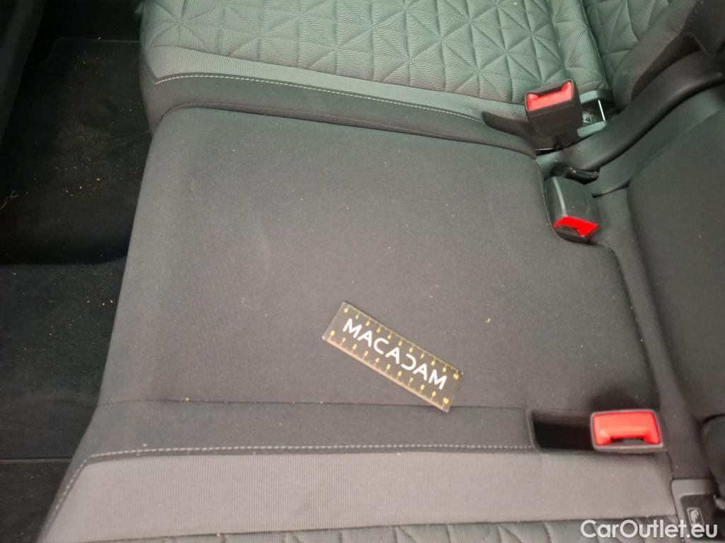  Volkswagen  Tiguan VOLKSWAGEN  / 2020 / 5P / SUV 2.0 TDI 150 DSG7 Life Business #17