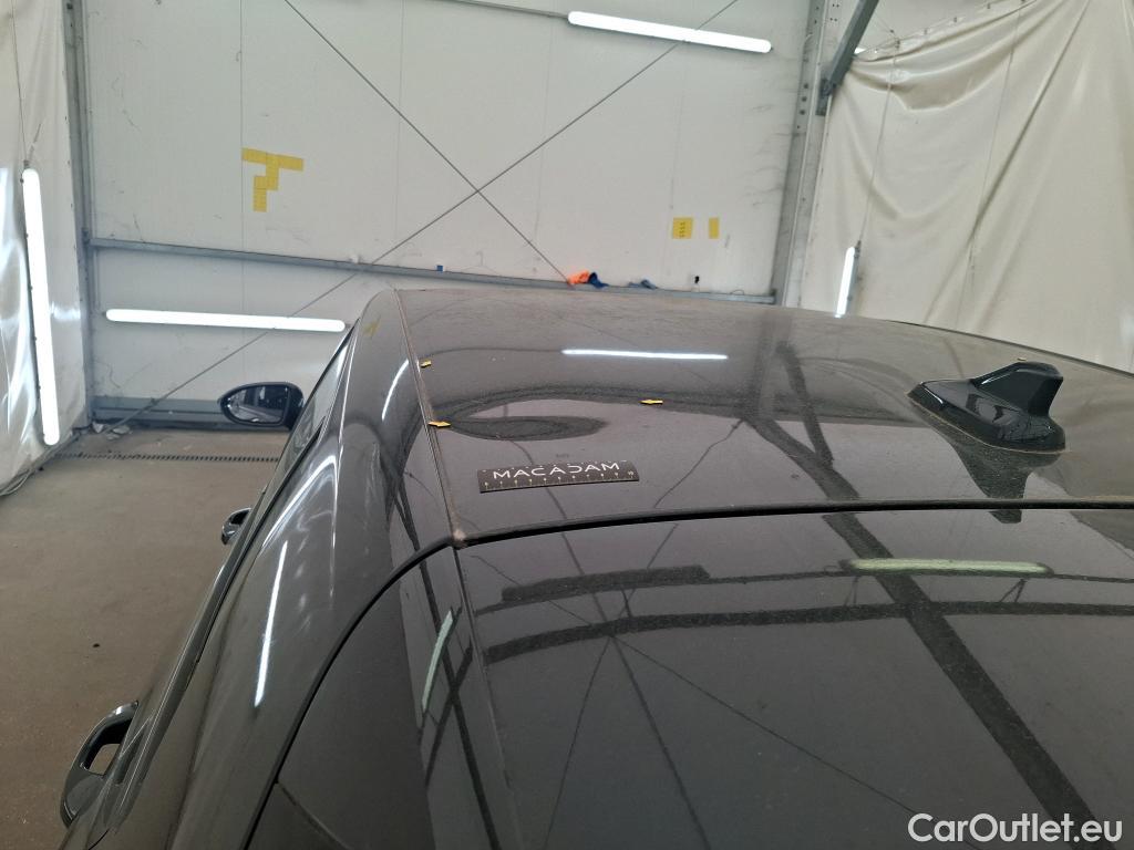  Volkswagen  Golf  VOLKSWAGEN / 2020 / 5P / Berline 1.5 eTSI OPF 150 DSG7 Life 1st #5