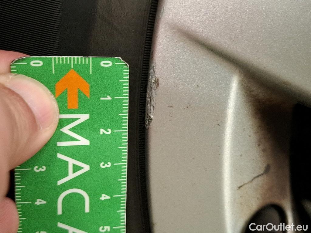  Volkswagen  Golf  VOLKSWAGEN / 2020 / 5P / Berline 2.0 TDI SCR 115 DSG7 Life Busi #66