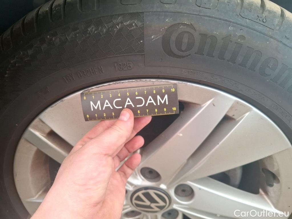  Volkswagen  Golf  VOLKSWAGEN / 2020 / 5P / Berline 1.5 eTSI OPF 150 DSG7 Life 1st #71