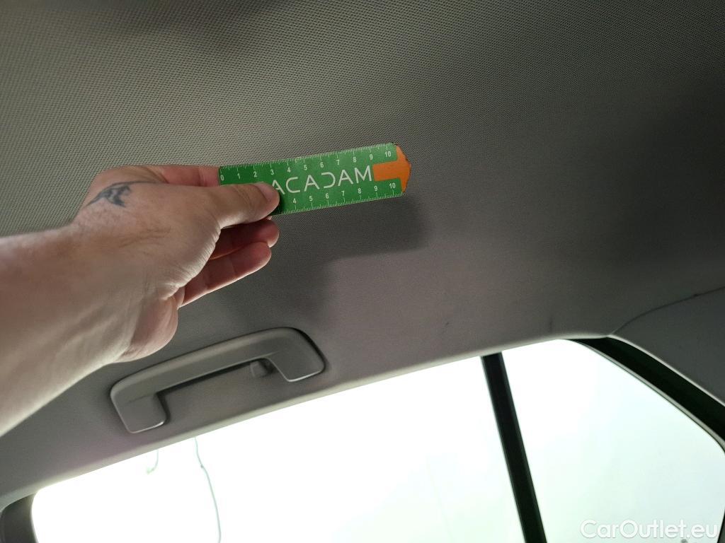  Volkswagen  Golf  VOLKSWAGEN / 2020 / 5P / Berline 2.0 TDI SCR 115 DSG7 Life Busi #52