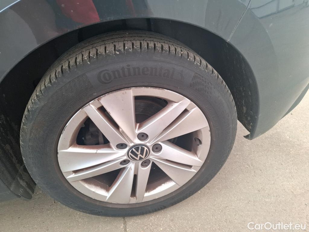  Volkswagen  Golf  VOLKSWAGEN / 2020 / 5P / Berline 1.5 eTSI OPF 150 DSG7 Life 1st #65