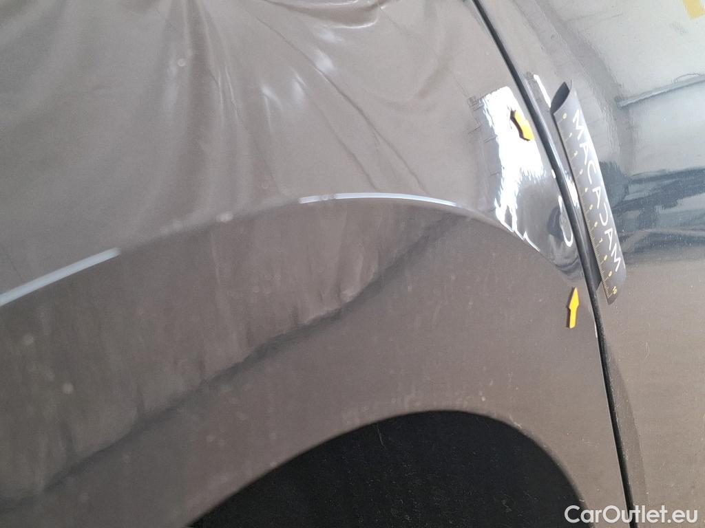  Volkswagen  Golf  VOLKSWAGEN / 2020 / 5P / Berline 1.5 eTSI OPF 150 DSG7 Life 1st #24