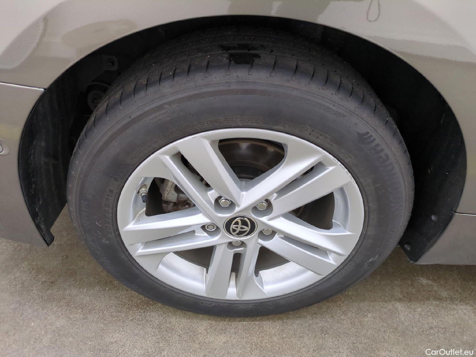  Toyota  Corolla TOYOTA  Touring Sports / 2018 / 5P / Break Hybride 122h Dynamic Business Stage Acad #25