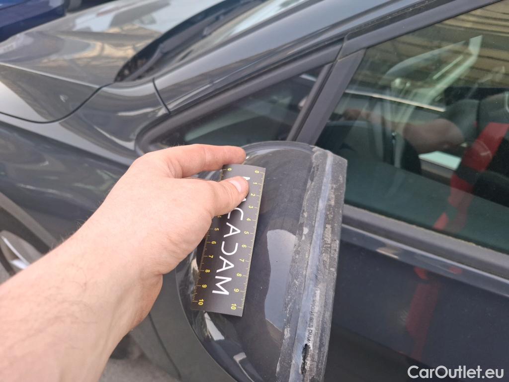  Volkswagen  Golf  VOLKSWAGEN / 2020 / 5P / Berline 1.5 eTSI OPF 150 DSG7 Life 1st #64