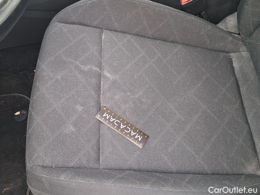  Volkswagen  Golf  VOLKSWAGEN / 2020 / 5P / Berline 1.5 eTSI OPF 150 DSG7 Life 1st #91