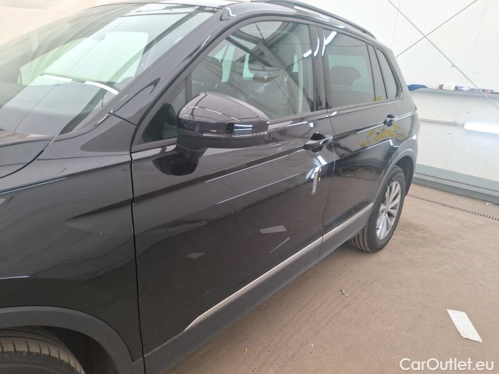  Volkswagen  Tiguan VOLKSWAGEN  / 2020 / 5P / SUV 2.0 TDI 150 DSG7 Life Business #12