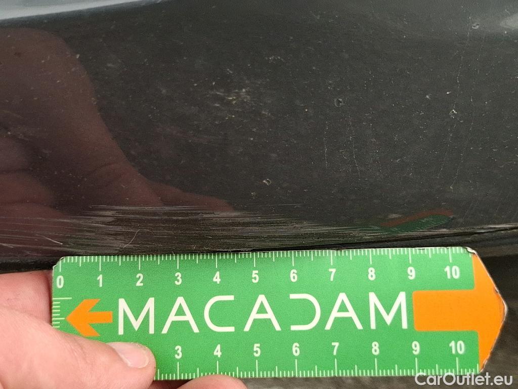  Volkswagen  Golf  VOLKSWAGEN / 2020 / 5P / Berline 2.0 TDI SCR 115 DSG7 Life Busi #4