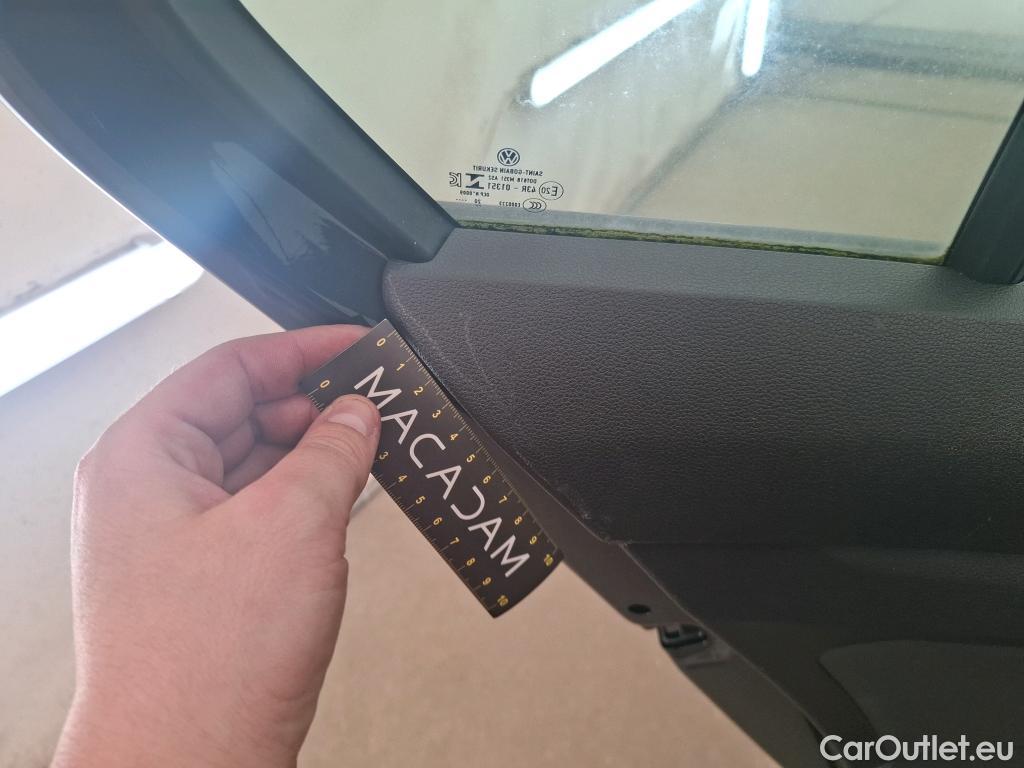  Volkswagen  Golf  VOLKSWAGEN / 2020 / 5P / Berline 1.5 eTSI OPF 150 DSG7 Life 1st #26