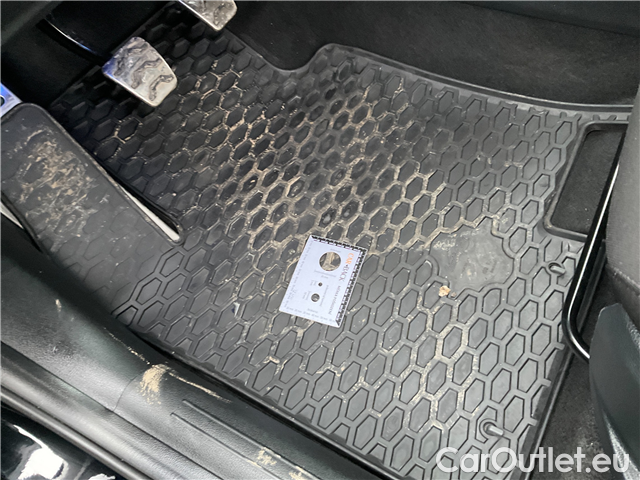  Hyundai  Bayon  1.0 T-GDI Play 5d #6