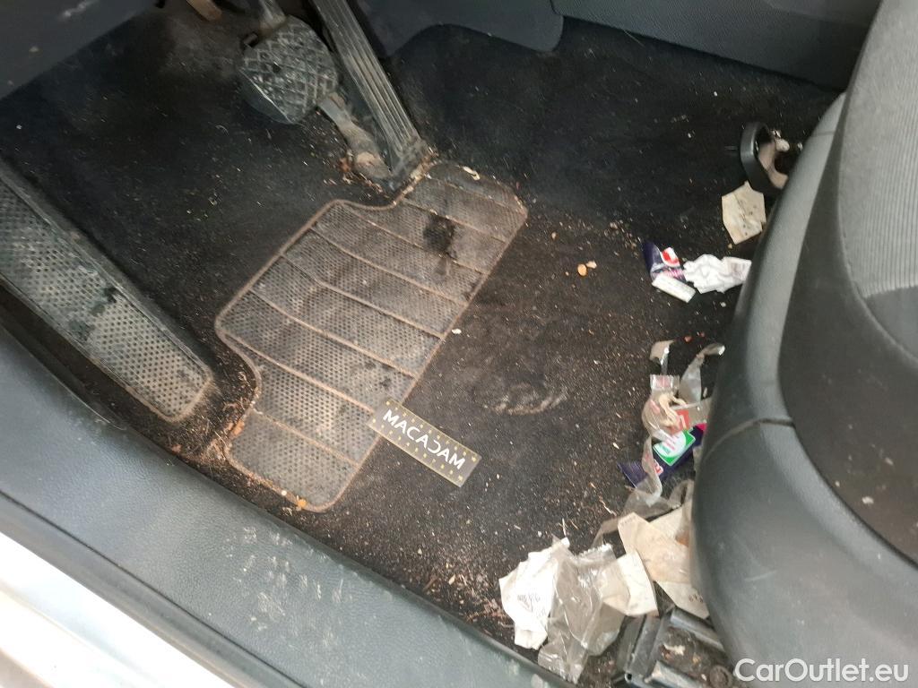  Volkswagen  Caddy VOLKSWAGEN  Van VU 4p Fourgonnette 2.0 TDI 102 DSG6 Business Line Plus #30