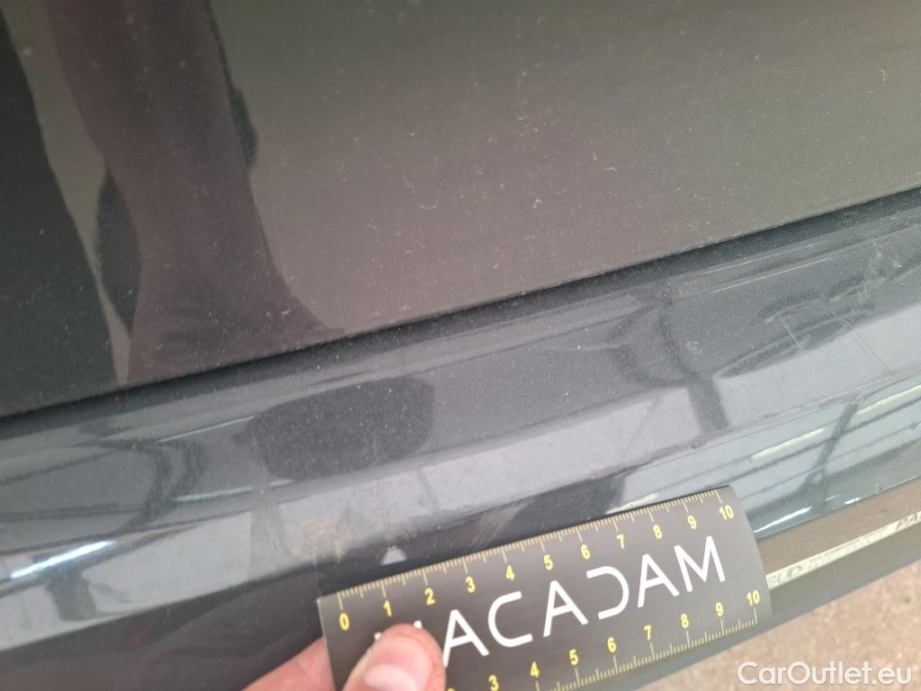  Volkswagen  Golf  VOLKSWAGEN / 2020 / 5P / Berline 1.5 eTSI OPF 150 DSG7 Life 1st #50