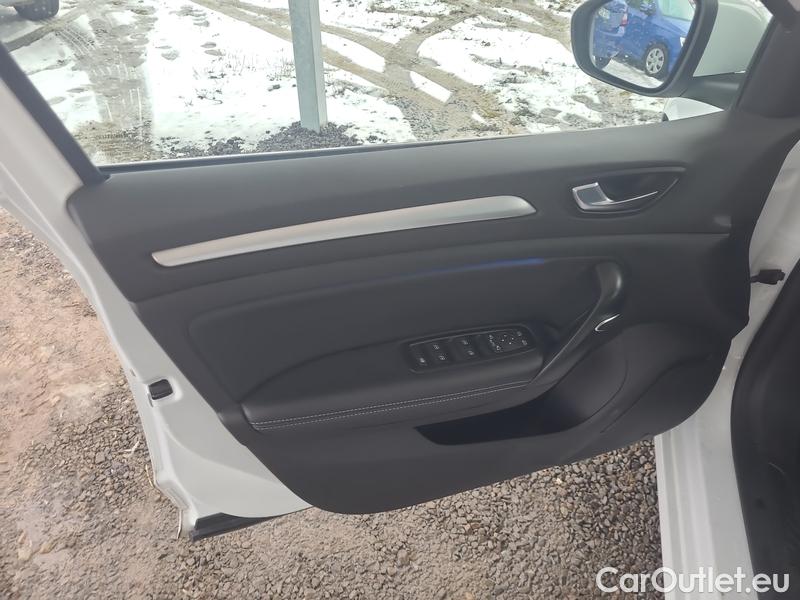  Renault  Megane  IV Estate  (2016)  GT 1.5dCi 115 Intens #20