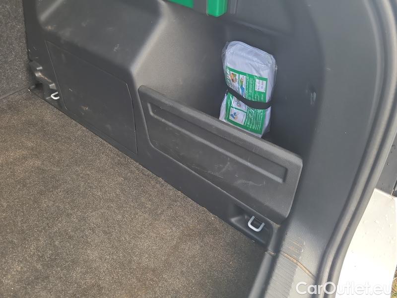  Skoda  Fabia  3 (2015)  Com 1.0TSI 81 Ambition #16