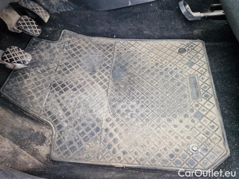  Skoda  Fabia  3 (2015)  1.0TSI 70 Active #11