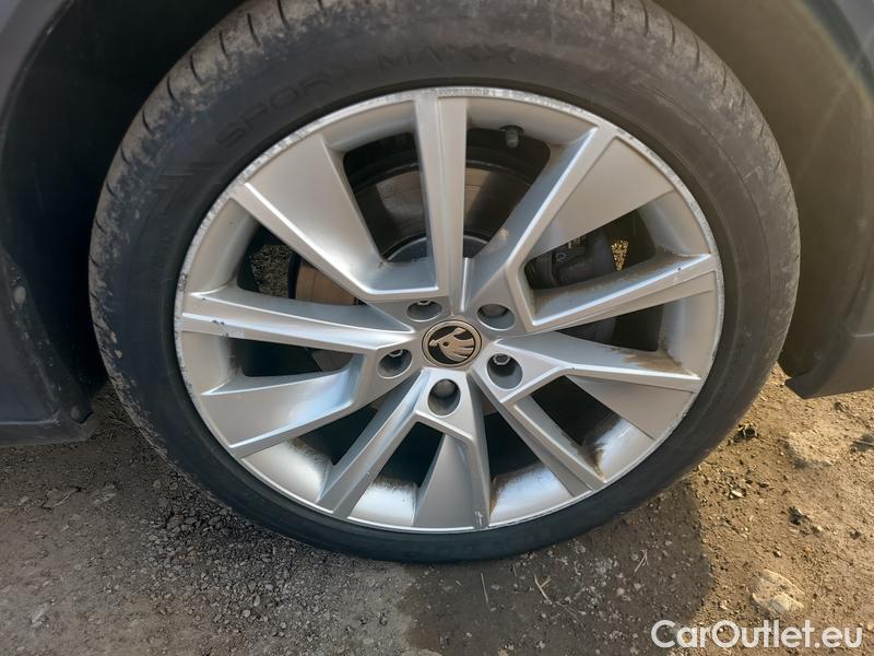  Skoda  Octavia  Combi (NX3)(2020) Oct.C. 2.0TDI 147 Scout 4x4 AT #33