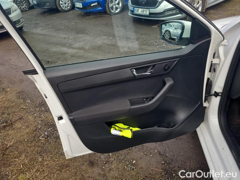  Skoda  Fabia  3 (2015)  Com 1.0TSI 81 Ambition #6