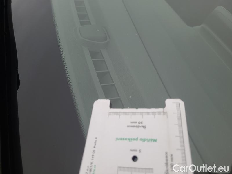  Hyundai  i30  (PD)(01.2017 ->)  1.5i Smart kombi 5d #1