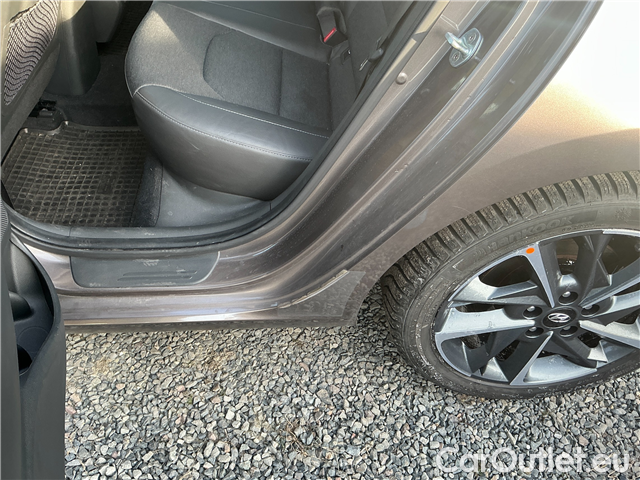  Hyundai  i30  kom.1.5T-GDI Style 5d #9