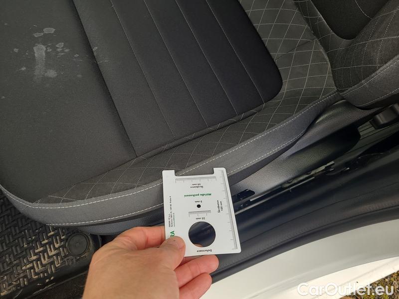  Skoda  Fabia  3 (2015)  Com 1.0TSI 81 Ambition #12