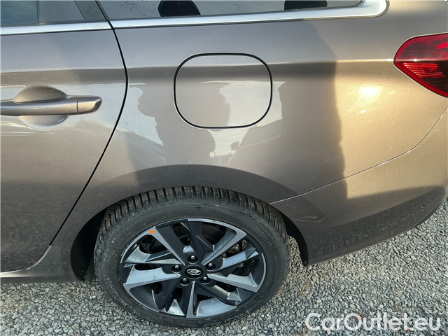  Hyundai  i30  kom.1.5T-GDI Style 5d #5