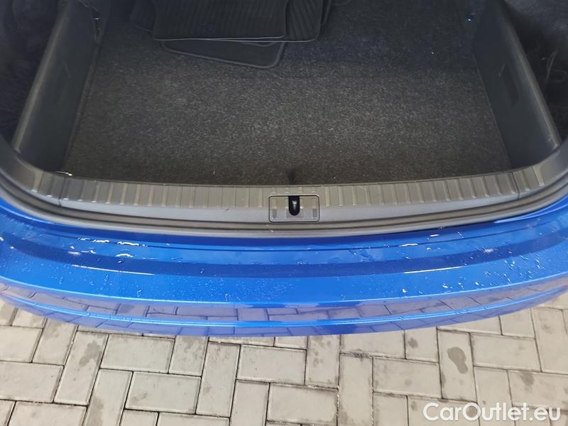  Skoda  Octavia  Combi  (5E5)(03.2017->) Oct.Combi 1.5TSI 110 Style Aut #4