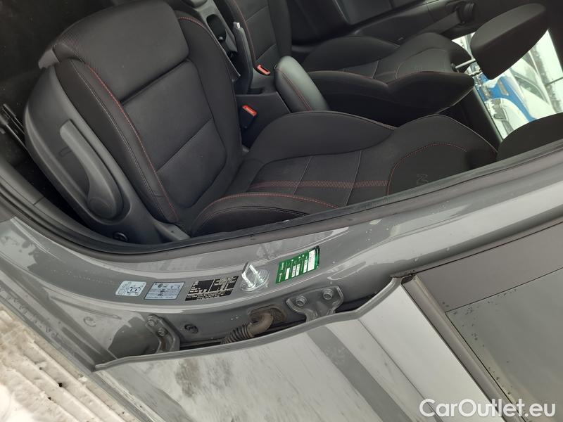  Hyundai  i30  (PD)(01.2017  ->)  kom.1.0 T-GDI N Line 5d #11