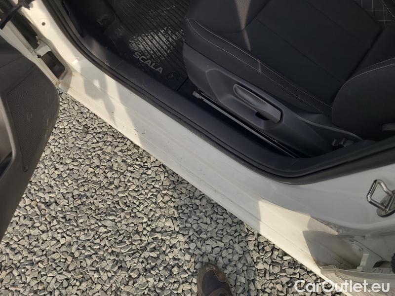  Skoda  Scala  (NW) (2019)  1.0TSI 70 Ambition #8