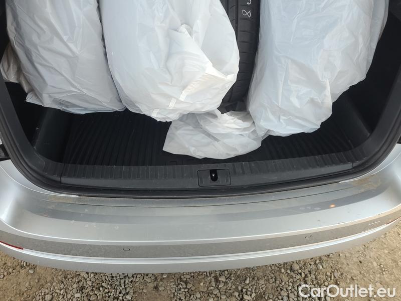  Skoda  Octavia  Combi (NX3)(2020) Oct.C.2.0TDI 110 4x4 Ambit AT #11