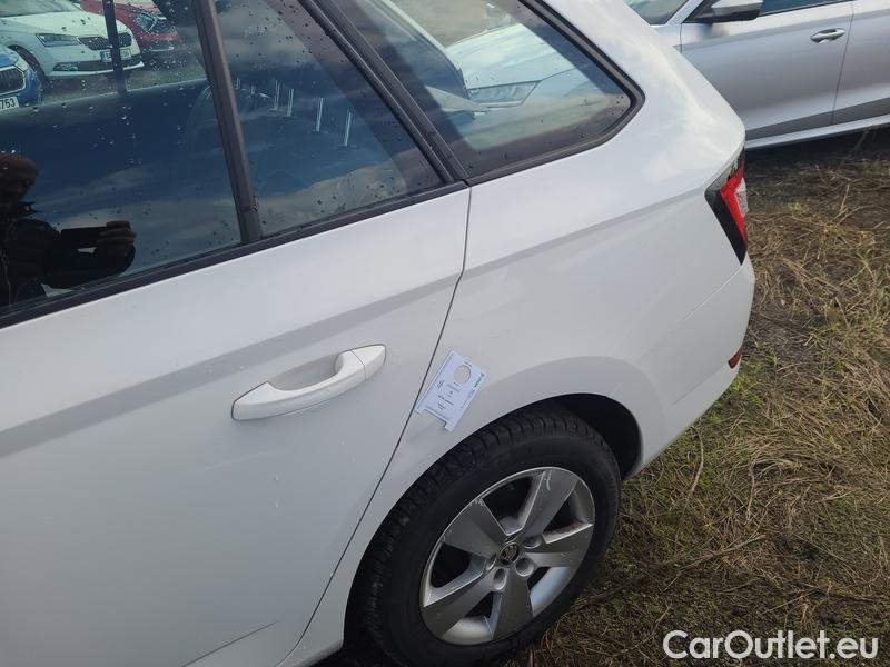  Skoda  Fabia  3 (2015)  Com 1.0TSI 81 Ambition #8