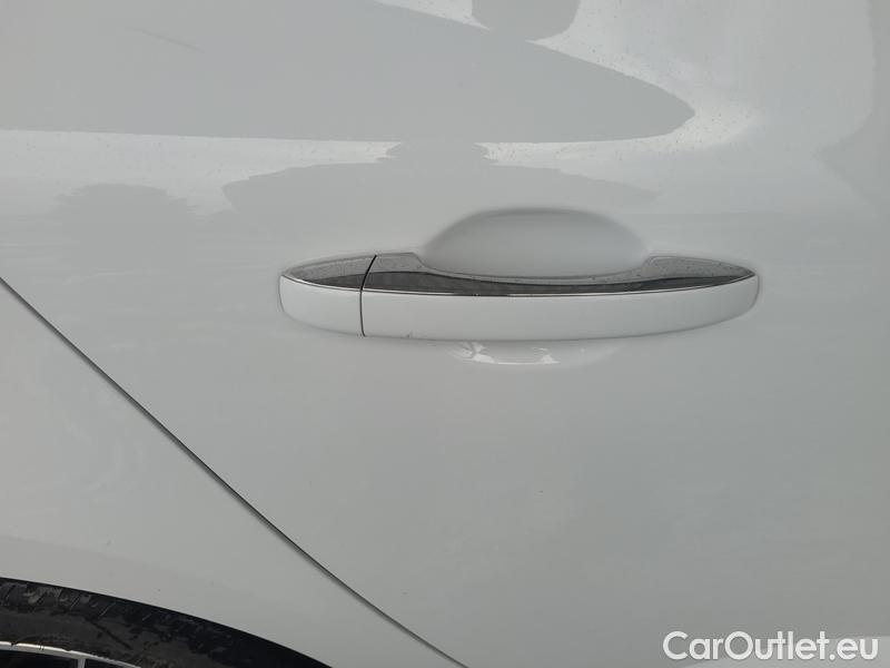  Renault  Megane  IV Estate  (2016)  GT 1.5dCi 115 Intens #11