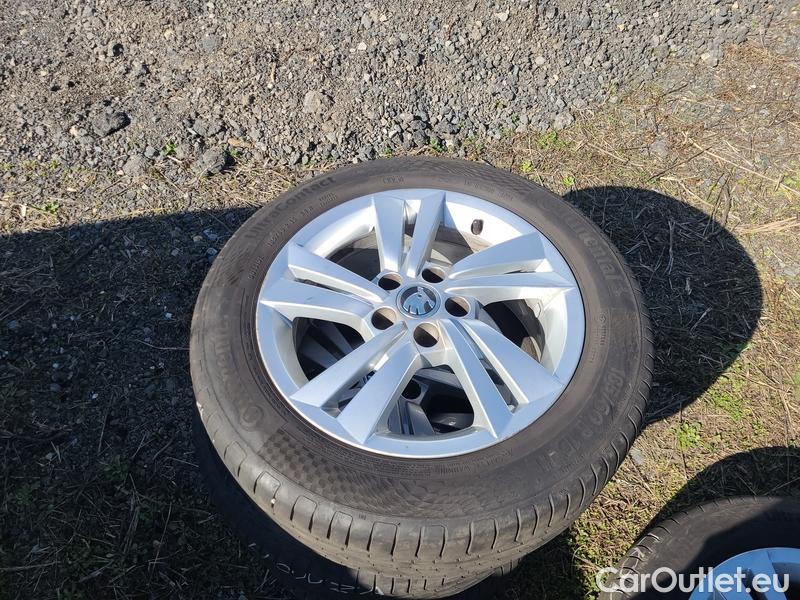  Skoda  Fabia  Combi (2015)  Com.1.0TSI 70 Style #41