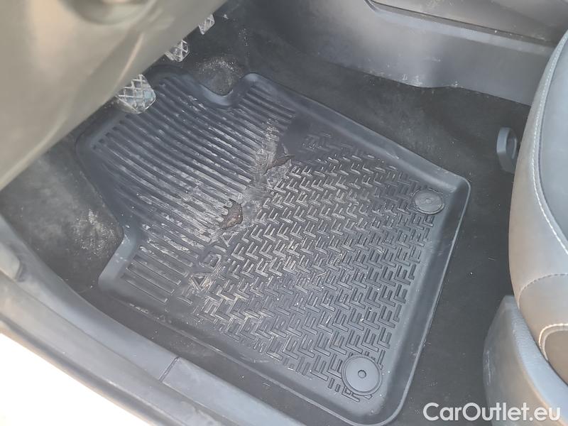  Skoda  Fabia  Combi (2015)  Com.1.0TSI 70 Style #16