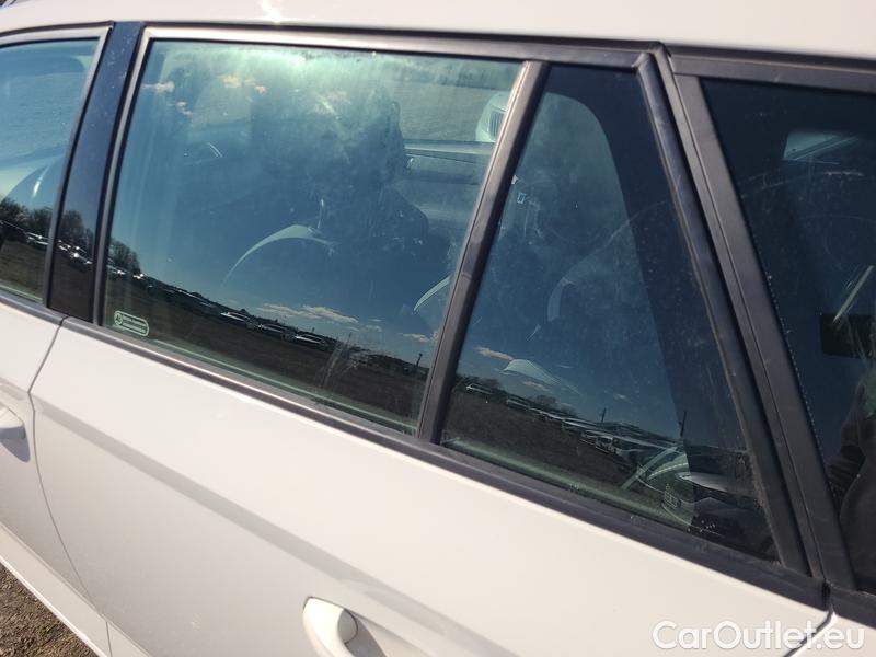  Skoda  Fabia  Combi (2015)  Com.1.0TSI 70 Style #27