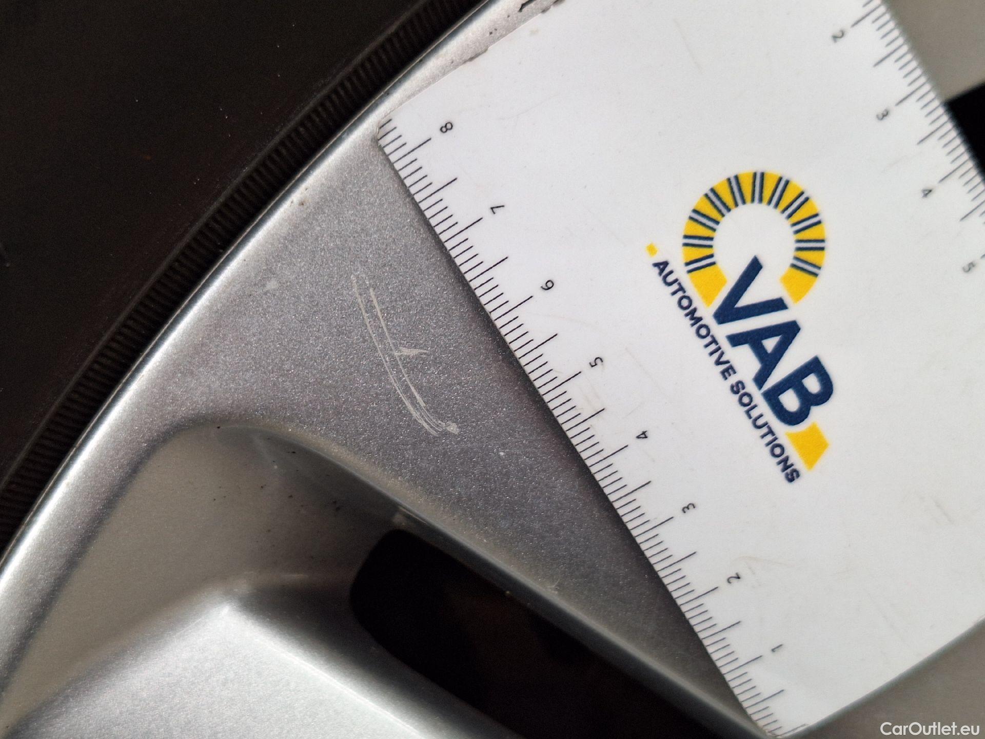  Opel   Grandland X Opel, '17, Opel 1.5 Turbo D D S/S AT8 Edition 5d #24