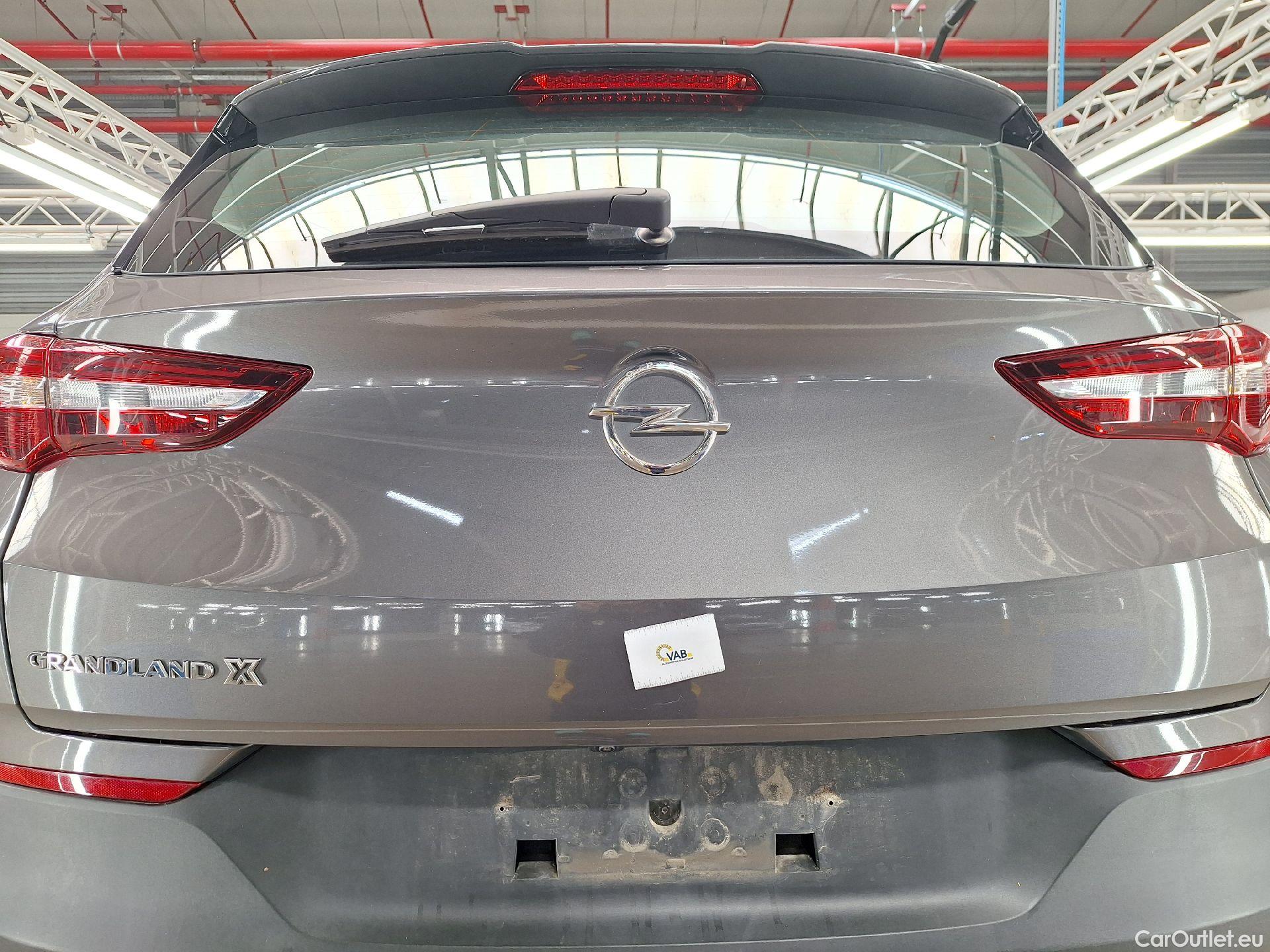  Opel   Grandland X Opel, '17, Opel 1.5 Turbo D D S/S AT8 Edition 5d #16