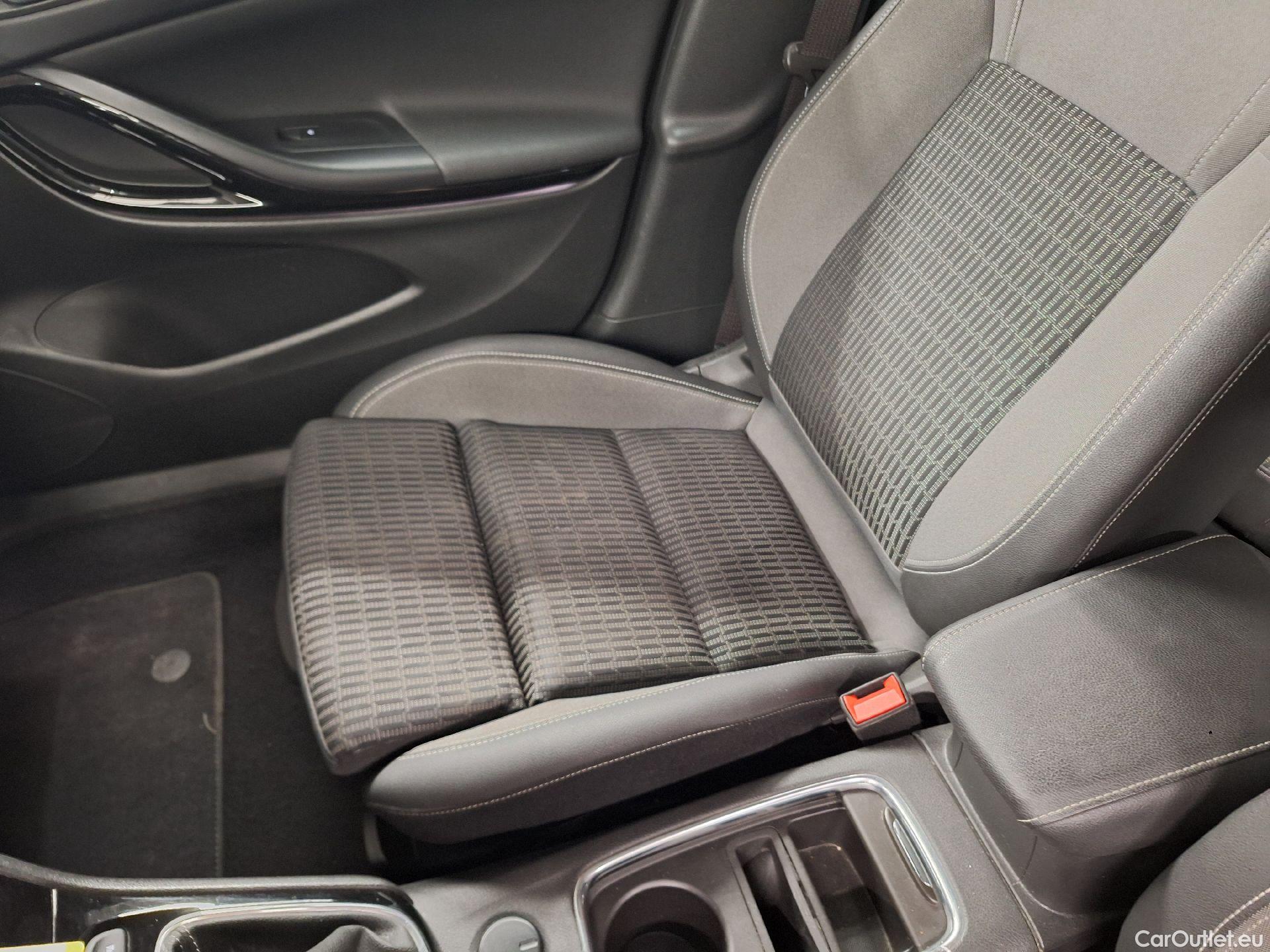  Opel  Astra Opel,  ST FL'19, Opel  Sports Tourer 1.5 Turbo D 77kW S/S Eleg #41