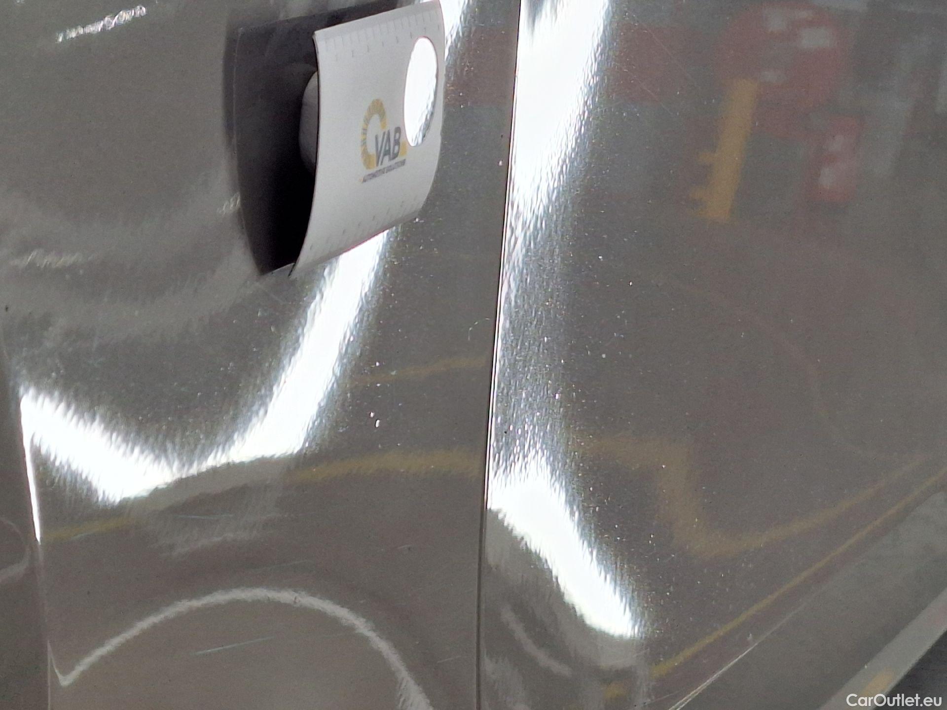  Mercedes  E-Klasse Mercedes, E-Class FL'20 PHEV, Mercedes-Benz  Berline E 300 de 4MATIC Bus #24