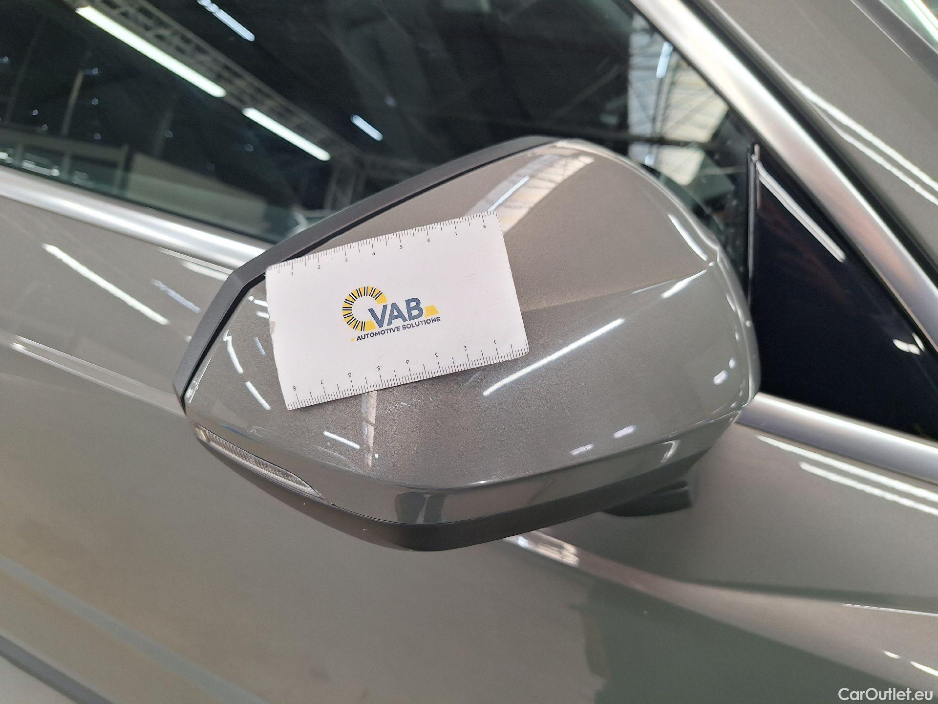  Audi  Q3 Audi,  '18, Audi  35 TDI S Tronic Business Edition 5d #53