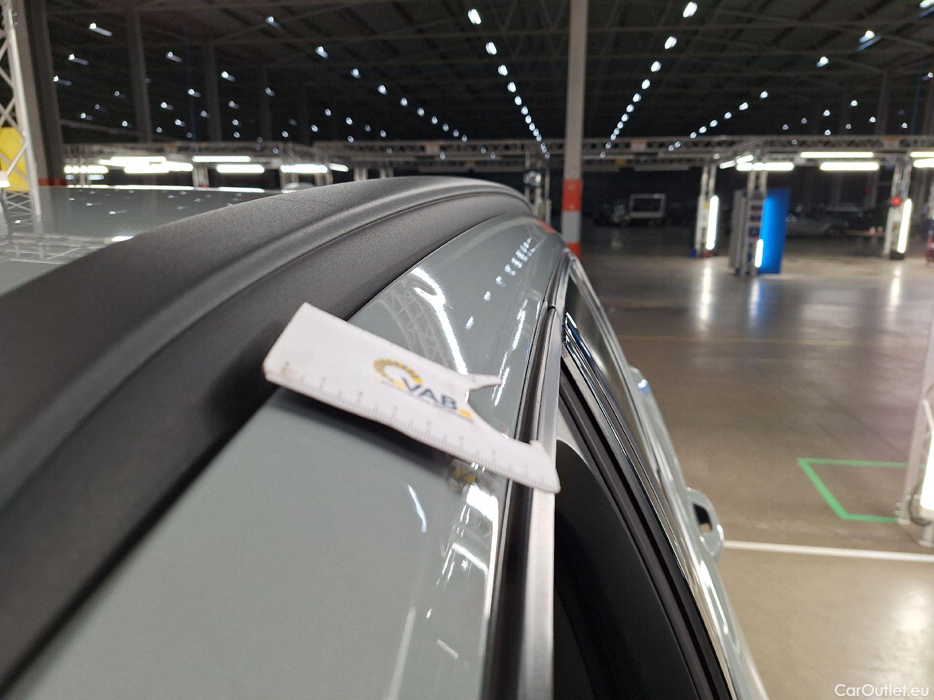  Volvo  XC 40 Volvo, XC40 FL'21, Volvo XC40 T2 Essential Aut. 5d #2