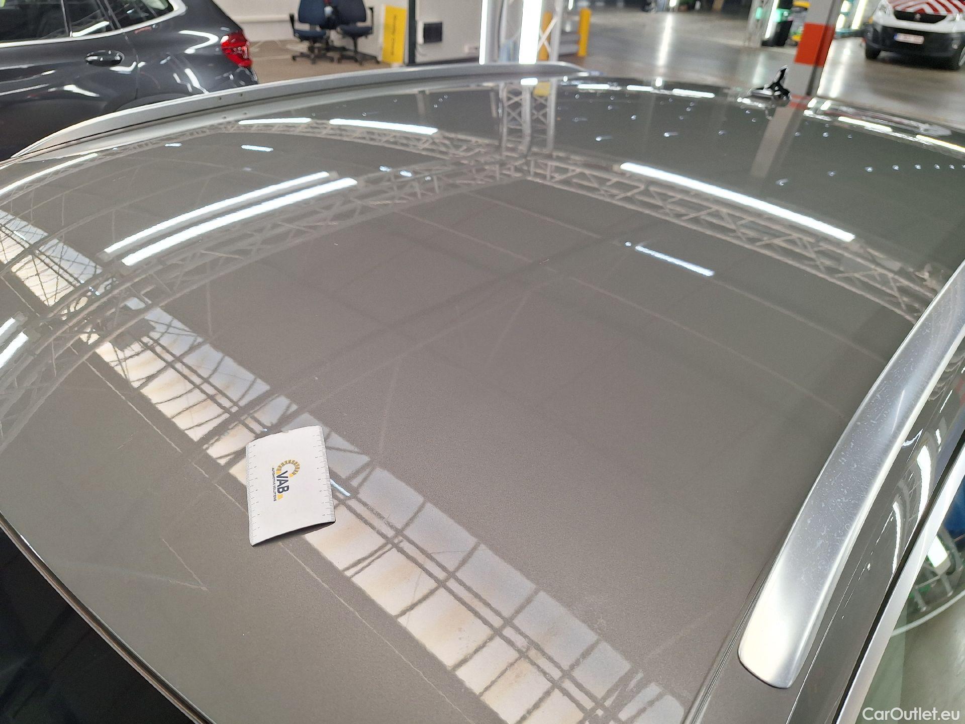  Audi  Q3 Audi,  '18, Audi  35 TDI S Tronic Business Edition 5d #40